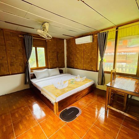 Nong Khiaw Ing Ing Mountain View Bed & Breakfast Екстериор снимка