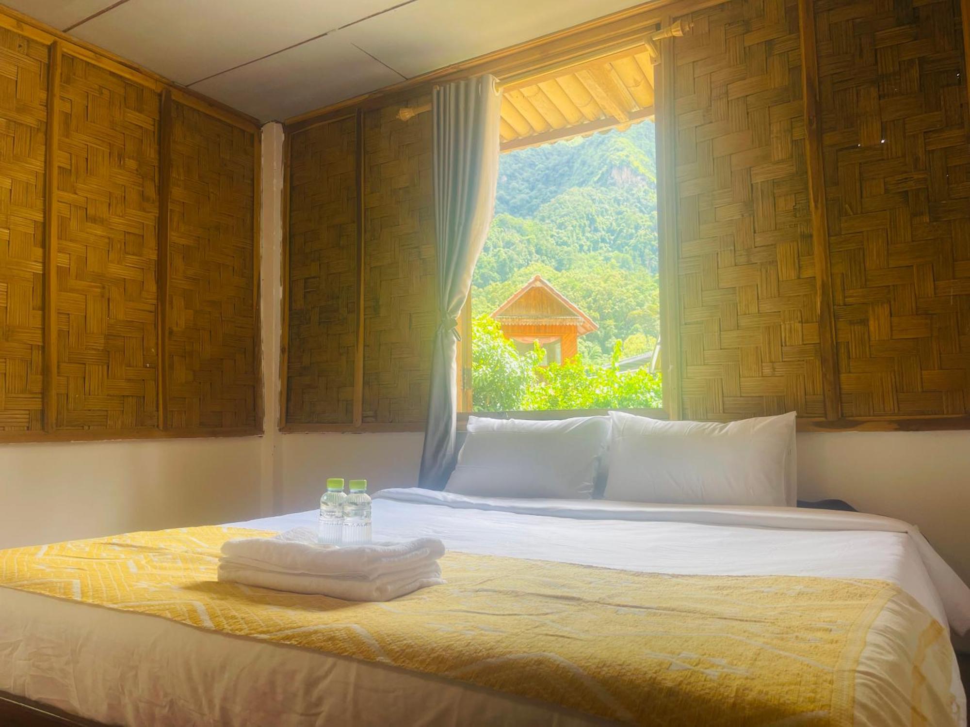 Nong Khiaw Ing Ing Mountain View Bed & Breakfast Екстериор снимка