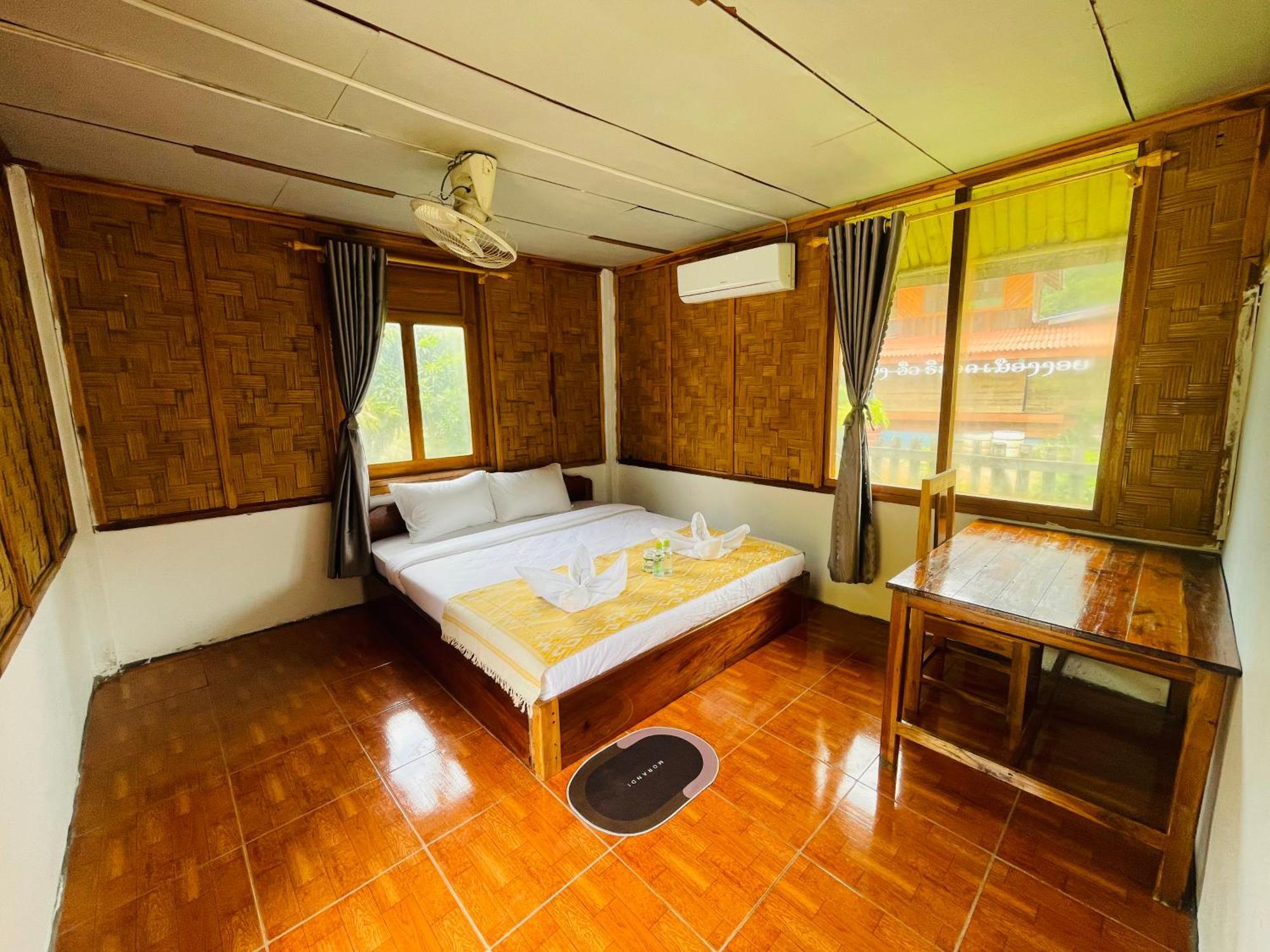 Nong Khiaw Ing Ing Mountain View Bed & Breakfast Екстериор снимка