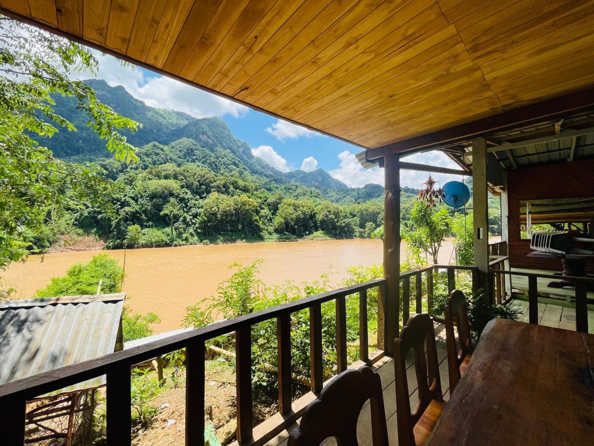 Nong Khiaw Ing Ing Mountain View Bed & Breakfast Екстериор снимка