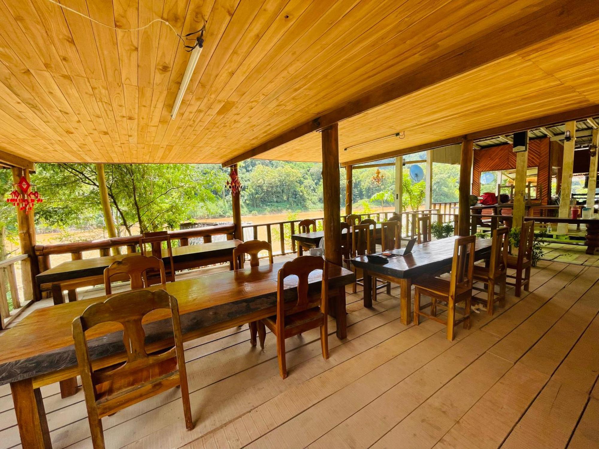 Nong Khiaw Ing Ing Mountain View Bed & Breakfast Екстериор снимка